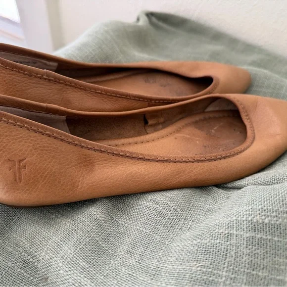 Frye Women's Brown Leather Loafers - Picture 5 of 5